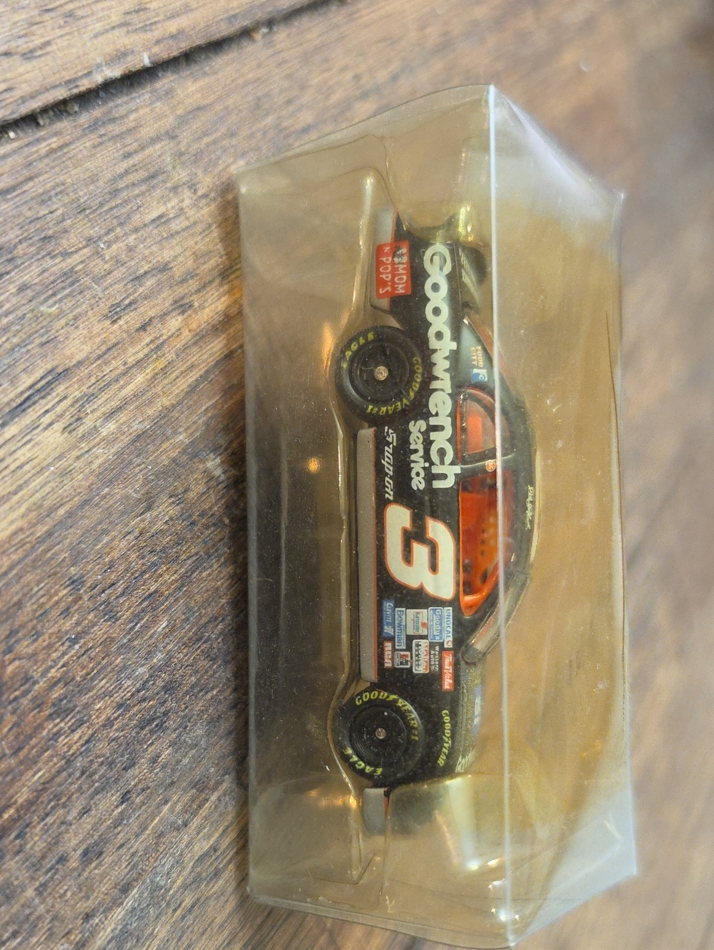 DaleEarnhardt Racing Collectables Die-Cast Toy Car
